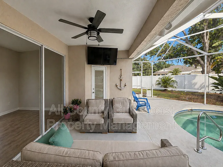 11318 Pine Lilly Pl — Photo 17