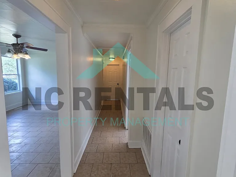 312 Walter Chambers St — Photo 9