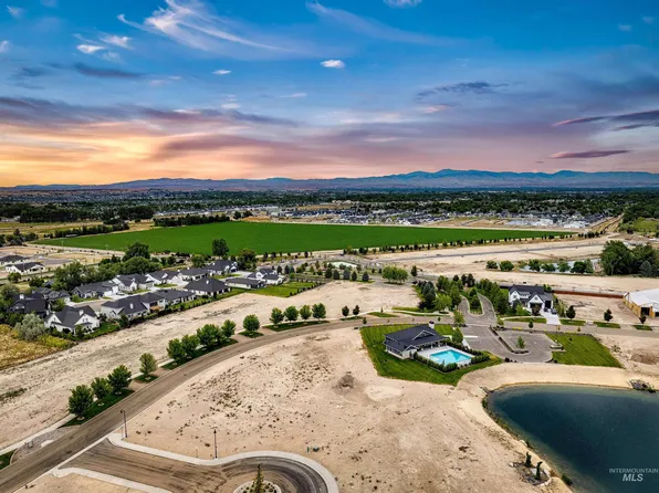 21562 Lake Fork Point, Star, ID 83669