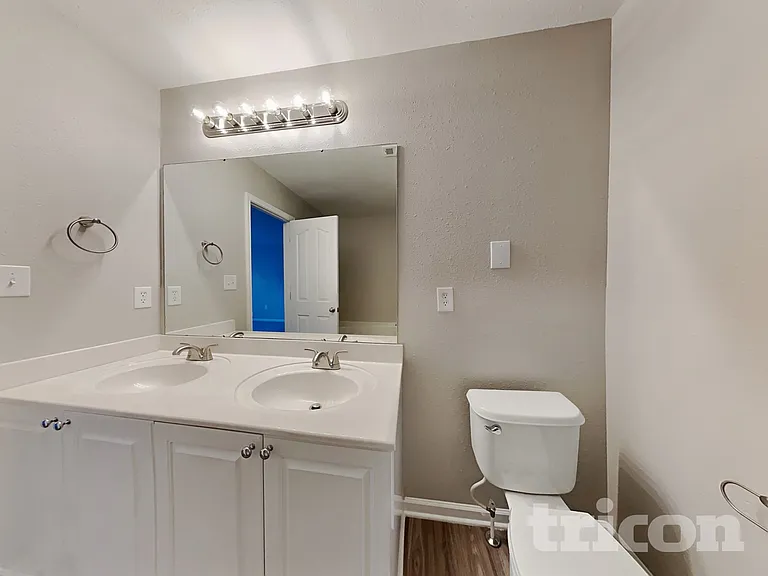 4846 Autumn Oak Dr — Photo 10
