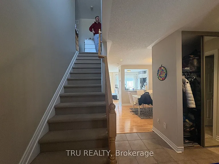 684 Beatrice Dr — Photo 19