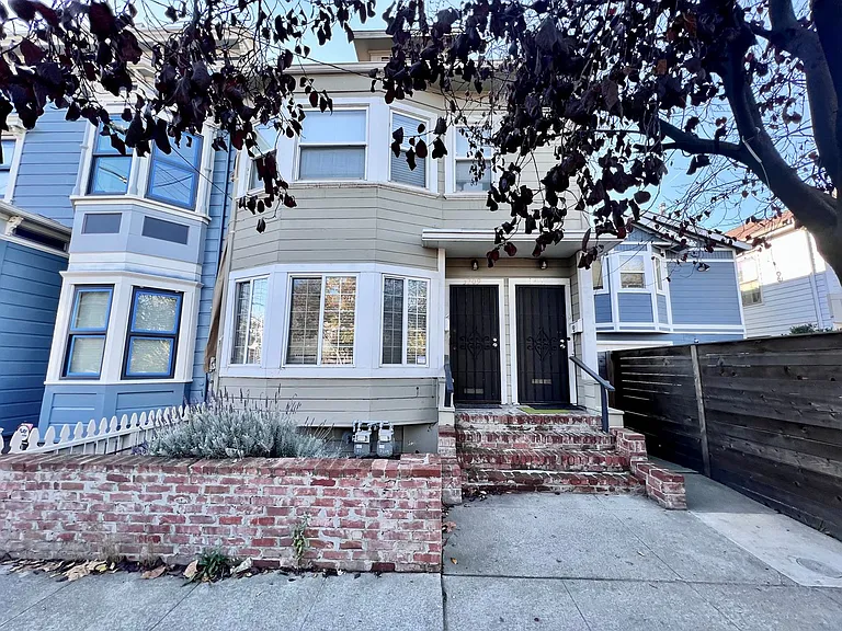 3209 Hannah St — Photo 2