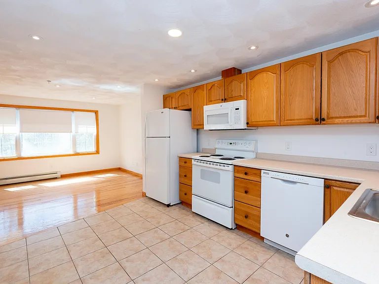 40 Rosewood Dr #40 — Photo 27