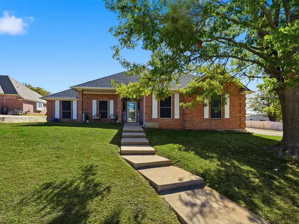 407 Valley View Ln, Krum, TX 76249