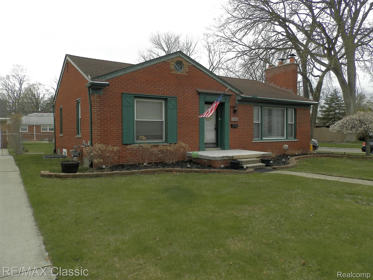 9209 Hemingway photo 1
