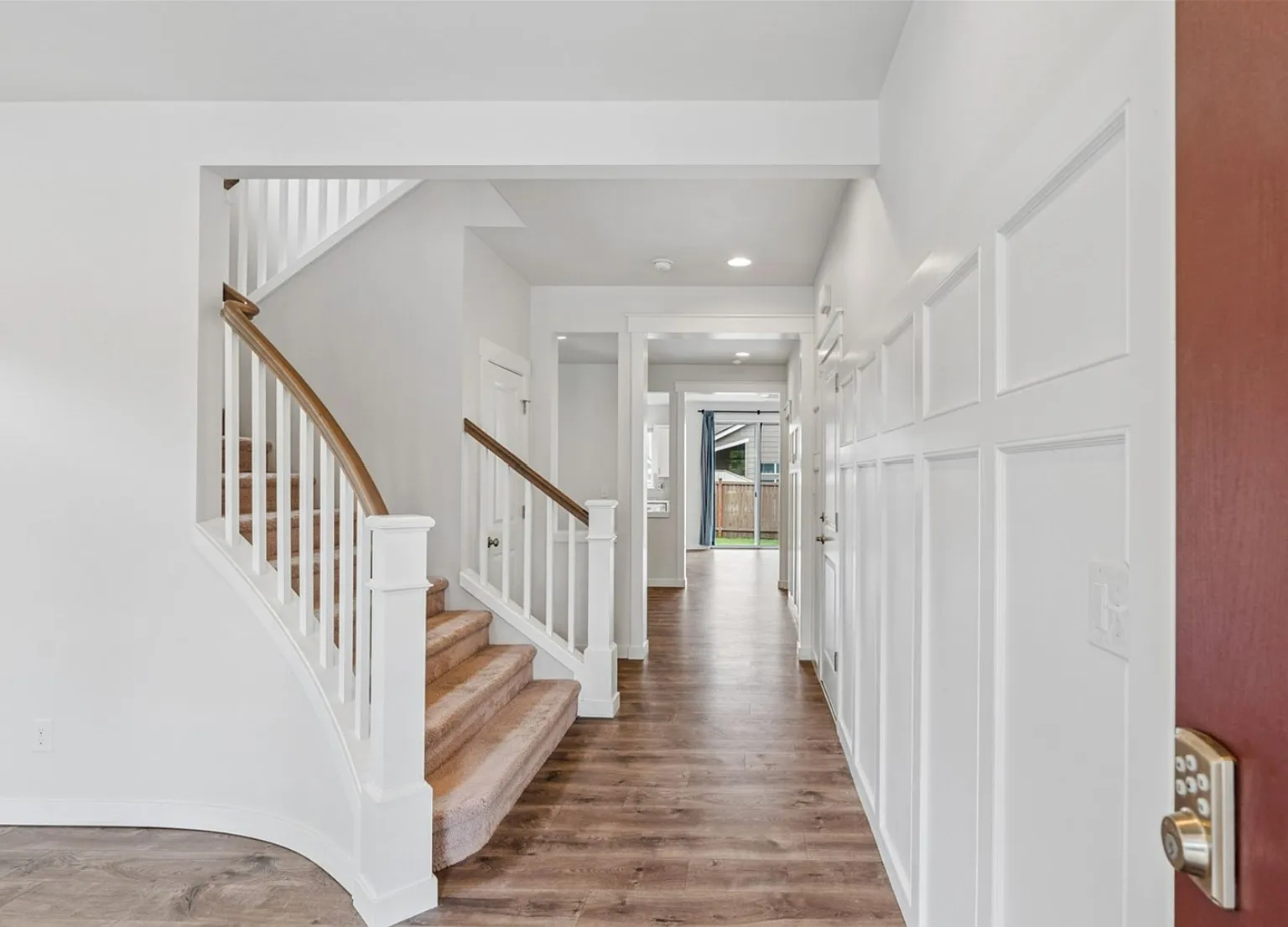 6813 Sweetgum Ave NE - 1 — Photo 2