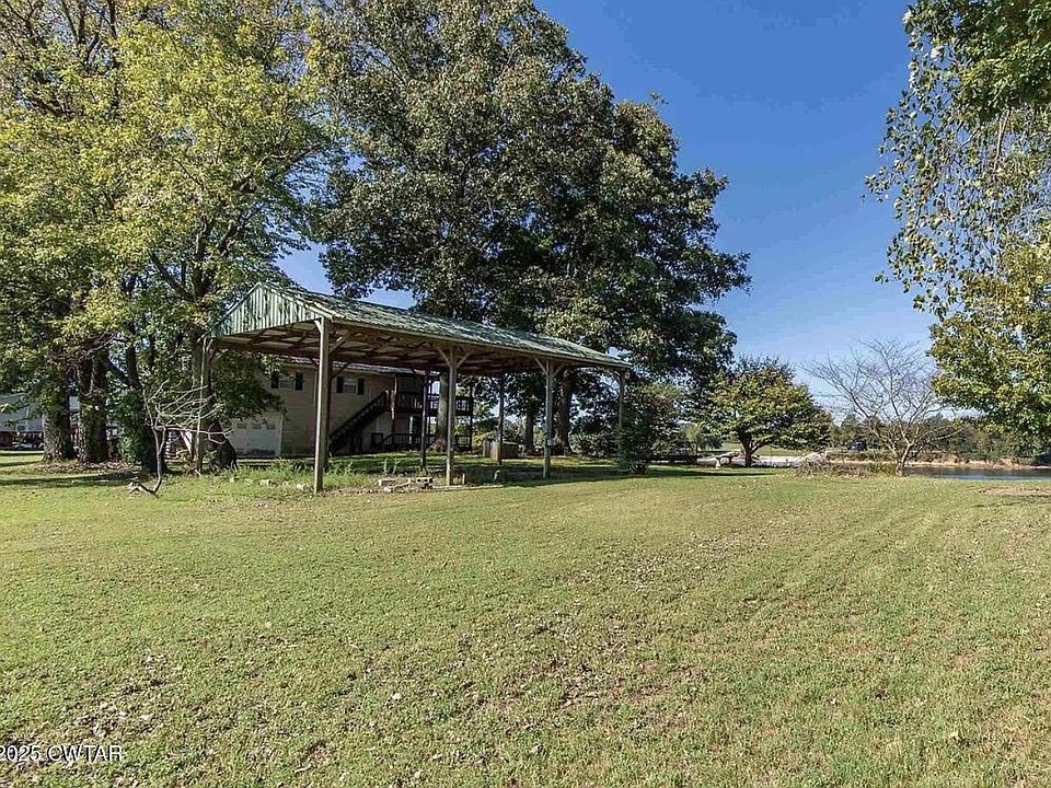 2nd image of 1705 Wilkinson Ferry Dr