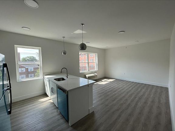 3rd image of 11271135 Stuyvesant Ave #205