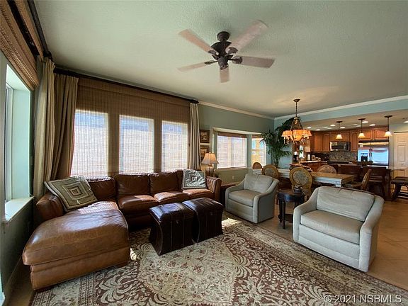 3rd image of 701 N Atlantic Ave APT 301