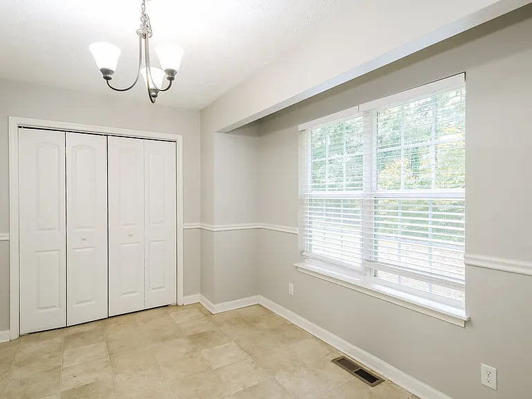 1169 Granite Ln — Photo 7
