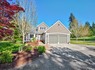 637 8th Ln, Fox Island, WA 98333