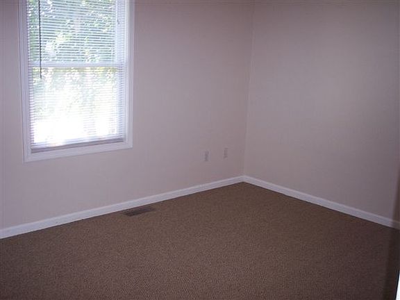 371 18th St. Bedroom 1