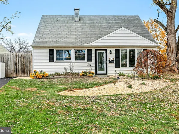 101 Juniper St, Middletown, PA 17057