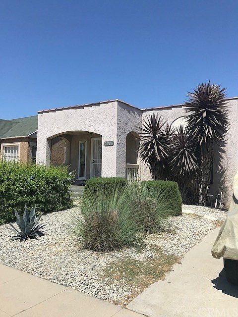 1st image of 5926 Cimarron St