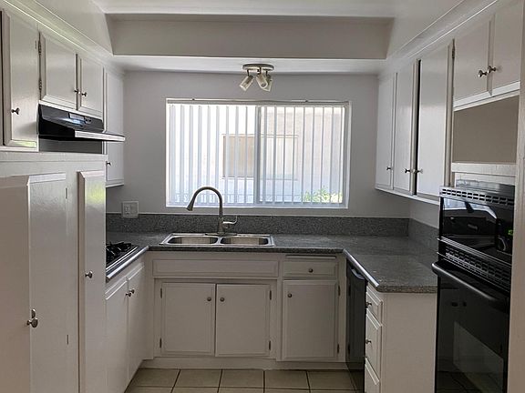 3rd image of 1001 E California Ave APT 18