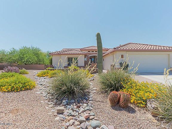 2nd image of 2480 E Mayview Dr