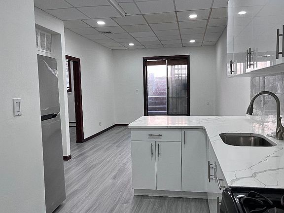 3rd image of 38-33 Woodside Ave #1