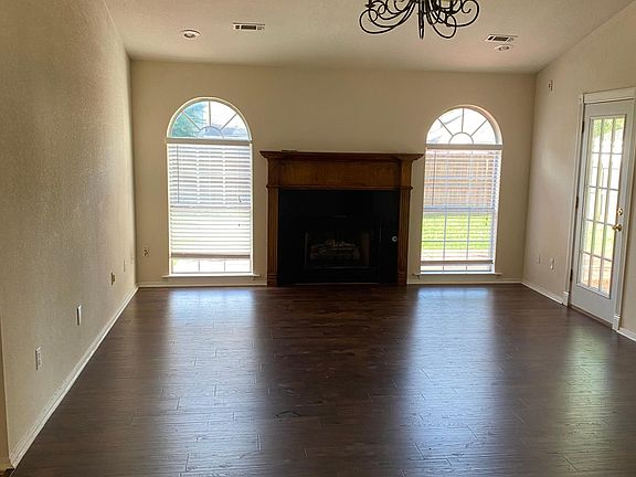 5th image of 3403 W Margaret Pl