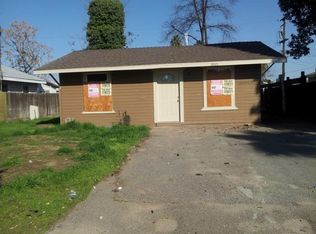 3885 E Thomas Ave, Fresno, CA 93702