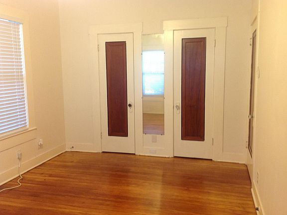 5th image of 1822 McKinley Ave
