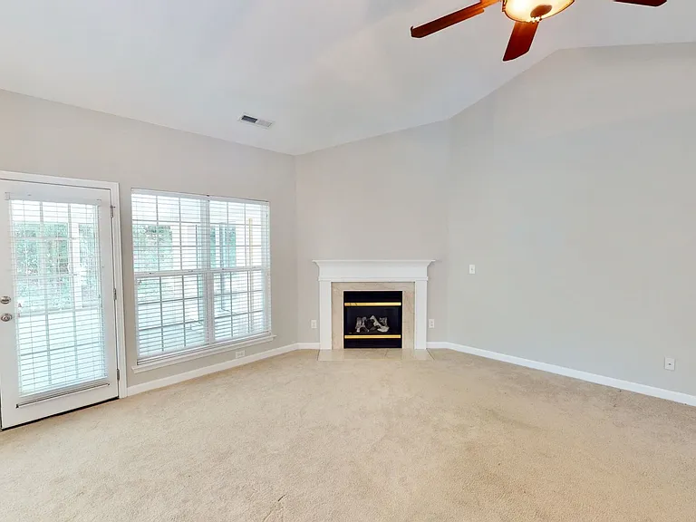 8321 Suttonview Dr — Photo 17