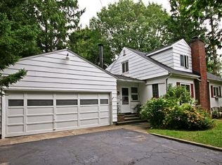 946 Gaywood Ln, Webster, NY 14580