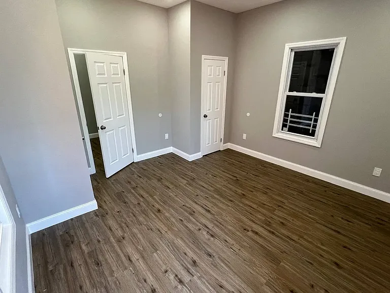 2221 Belmont Ave #1 — Photo 10