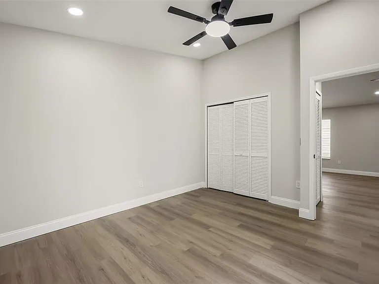 106 Lamplighter Dr — Photo 23