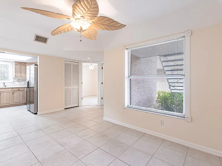 6750 Lone Oak Blvd #H — Photo 17