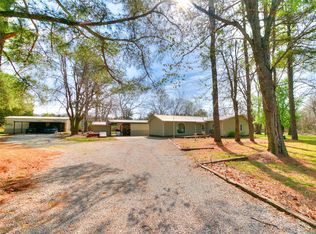 18303 Stevens Rd, Shawnee, OK 74801