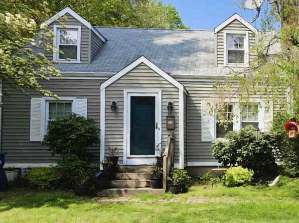 58 Giddings Avenue, Windsor, CT 06095
