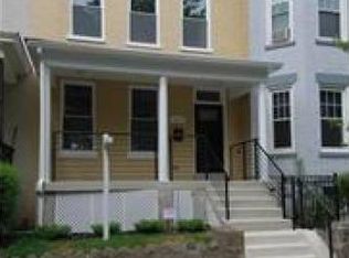 1018 10th St NE, Washington, DC 20002