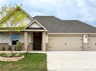 5408 Windstone Ln, Norman, OK 73072