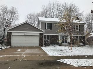 345 Stratford Ct, Aurora, IL