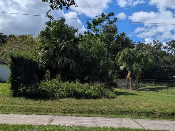 Holly St #67, Mount Dora, FL 32757