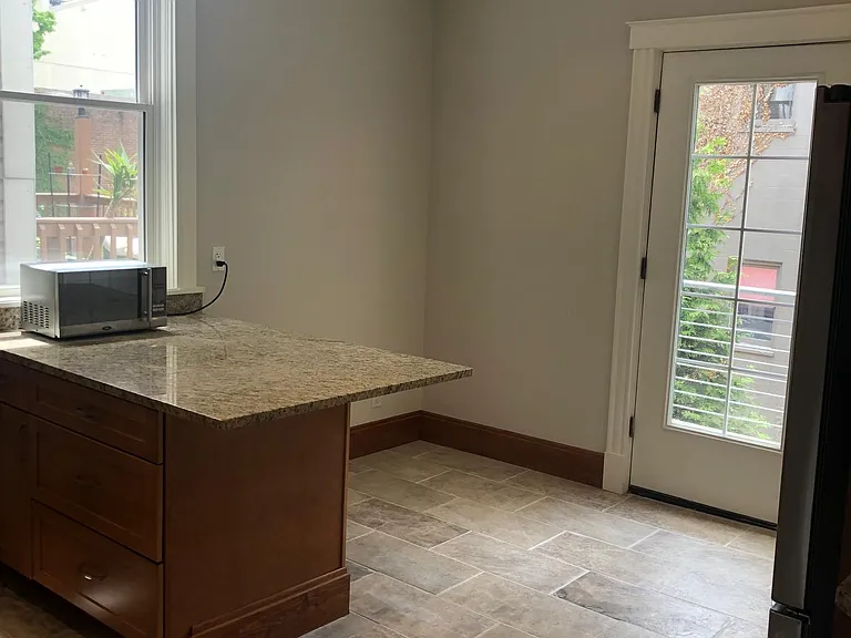 1133 Belvedere St #2 — Photo 5