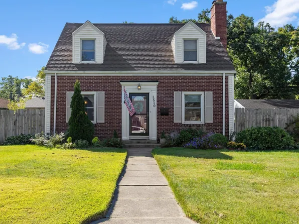 1510 McKinley Ave, South Bend, IN 46617