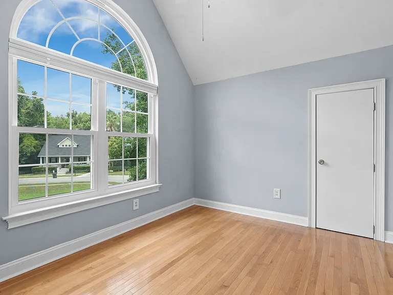 669 Fair Spring Dr — Photo 20