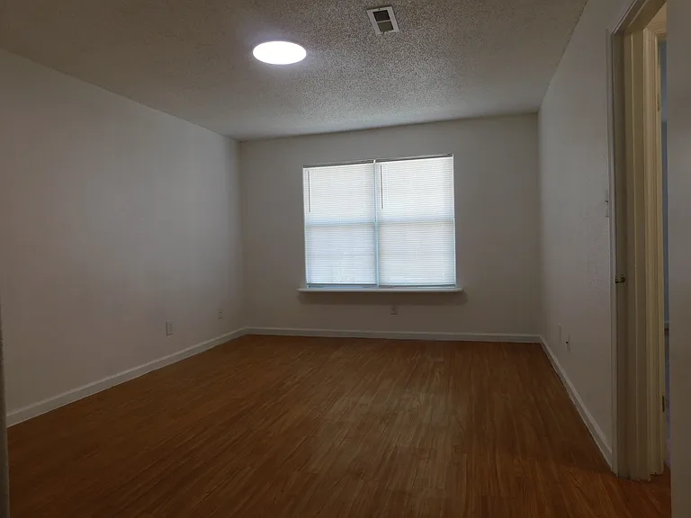 603 Spirit Ct #1 — Photo 13