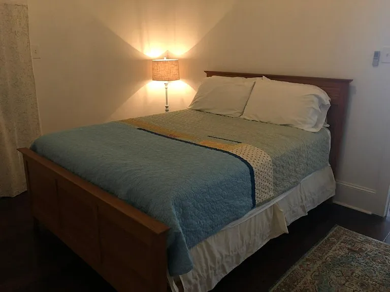 1040 Louisa St — Photo 15