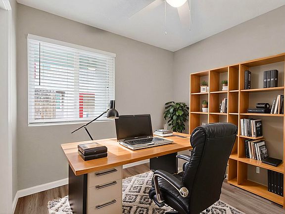 5th image of 1812 Buena Vista Dr SE #4