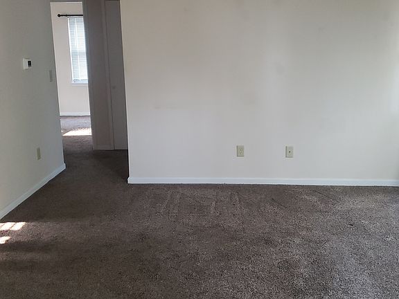 2nd image of 939 Osage Ave