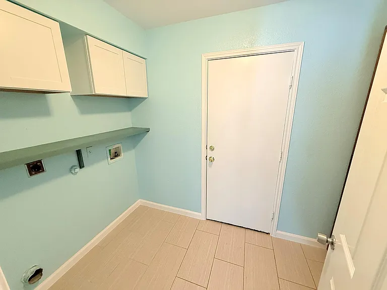 12900 James Madison St — Photo 12
