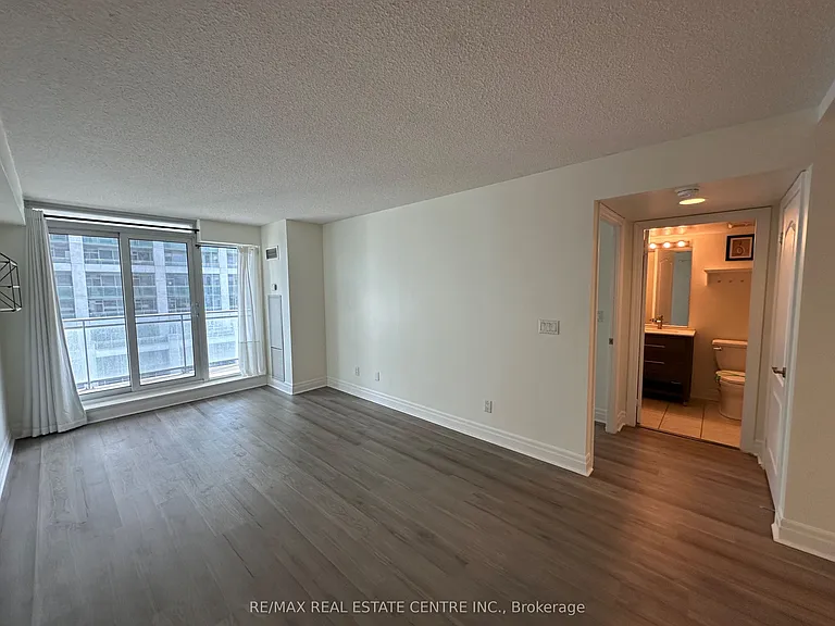 2121 Lake Shore Blvd W #816 — Photo 9