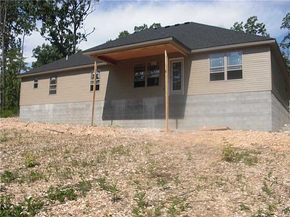 5th image of 70 Wandsworth Dr
