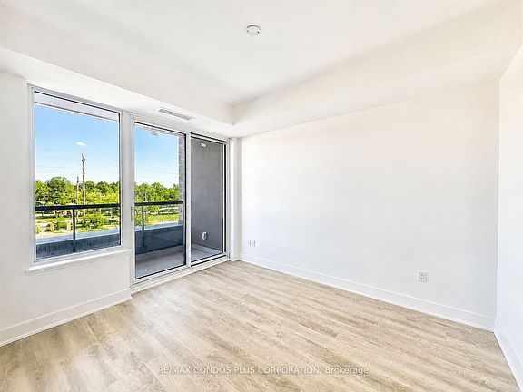 5th image of 185 Deerfield Rd #216