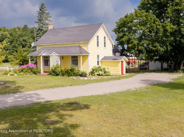 6658 Old State Rd, Whittemore, MI 48770