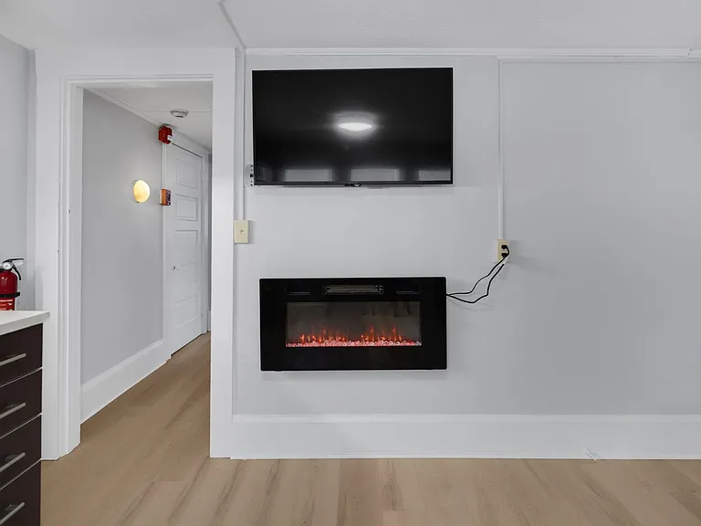 104 Harvard Pl — Photo 265