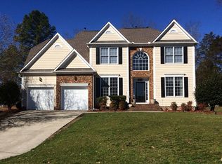 6 Wateroaks Ct, Durham, NC 27703