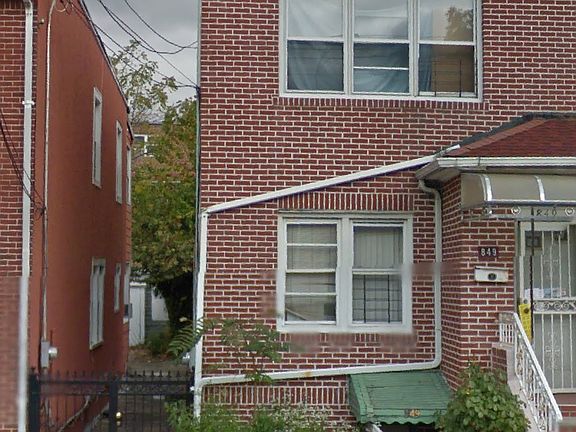 4th image of 849 E 215th St